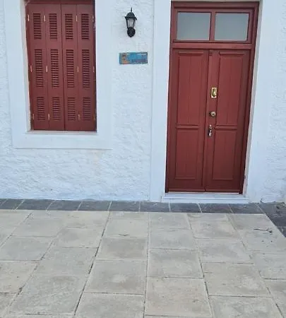 בית נופש Antigoni Serifos Town